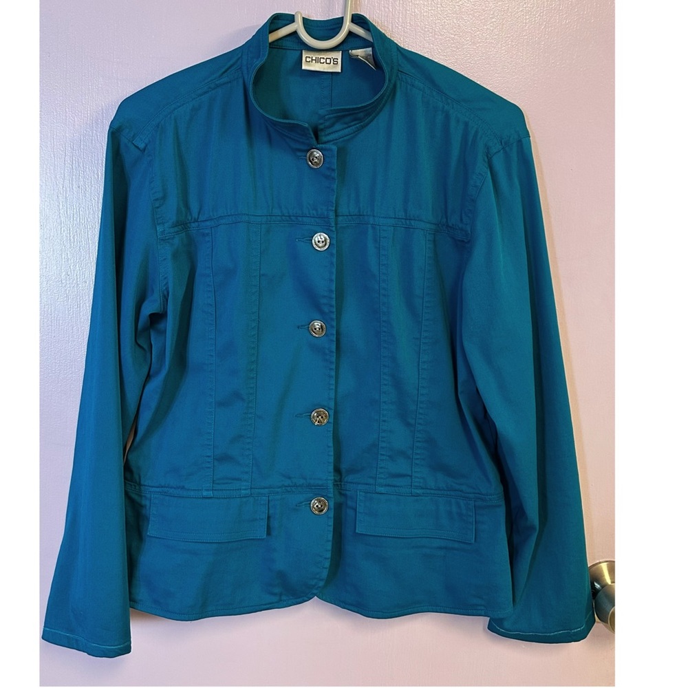 Chico's button pockets Blazer Size 0